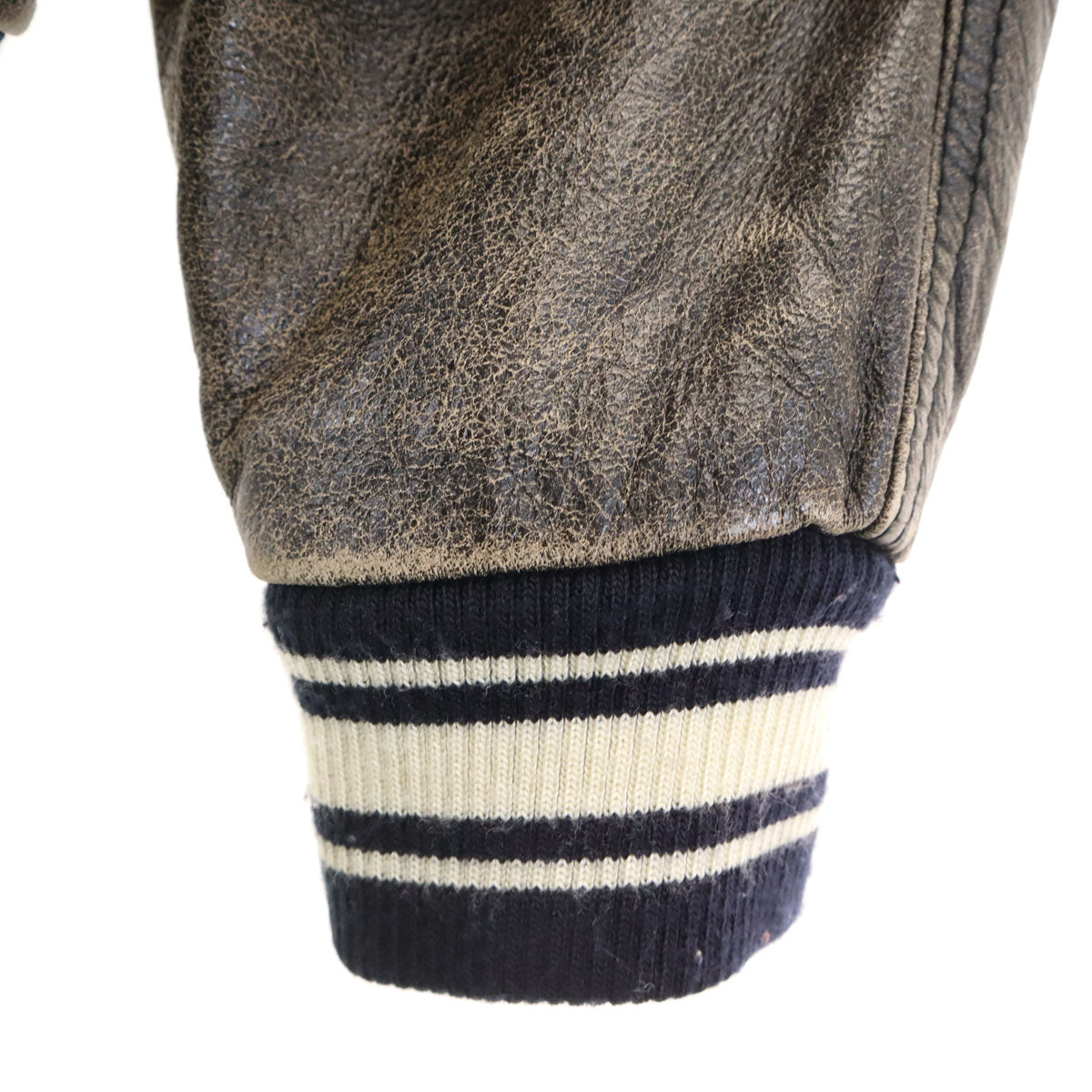 AVIREX VARSITY アヴィレックス バーシティ バックロゴ 牛革 レザー スタジャン XL ダークブラウン 中綿 メンズ