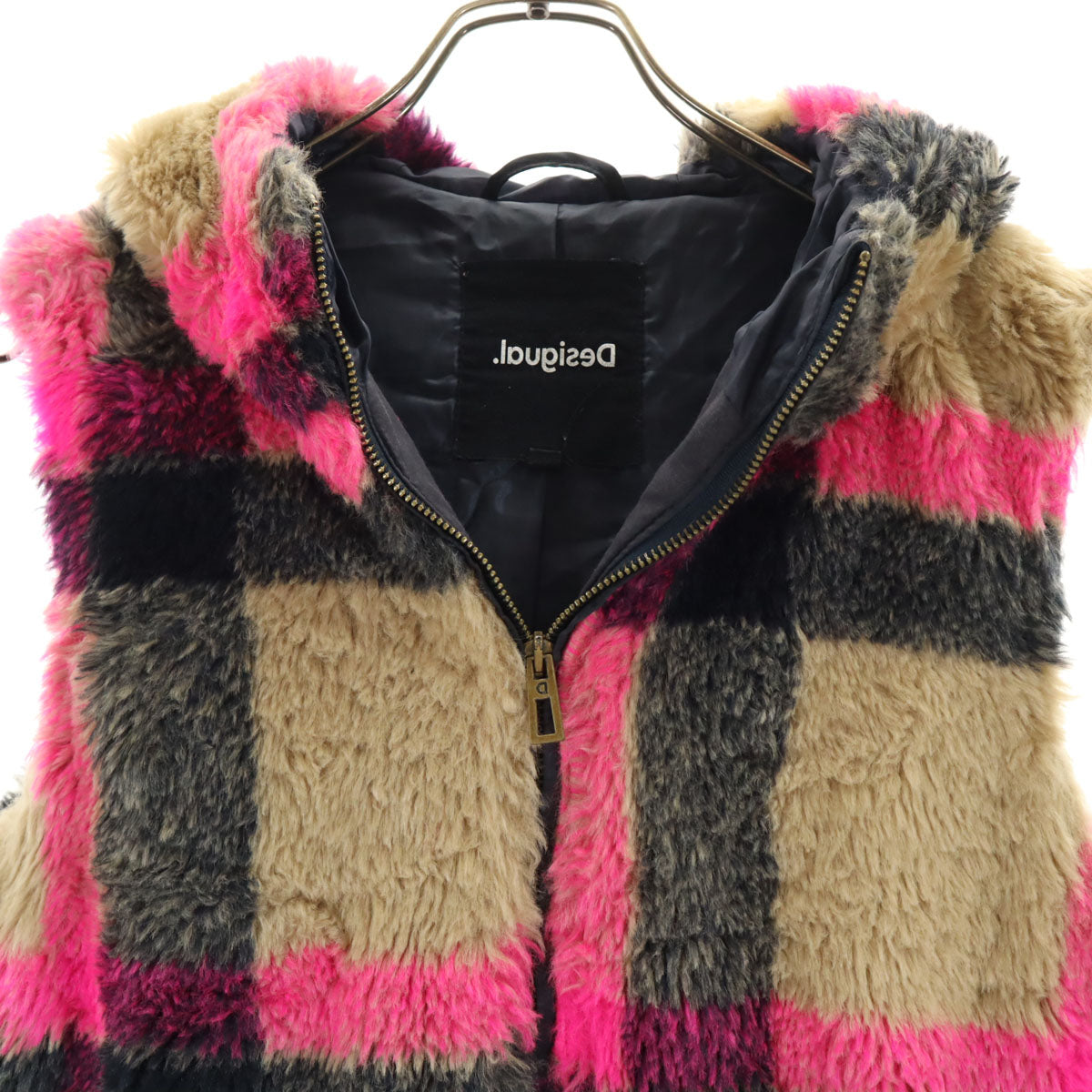 美品 Desigual デシグアル チェック柄 フェイクファー ベスト S ベージュ メンズ