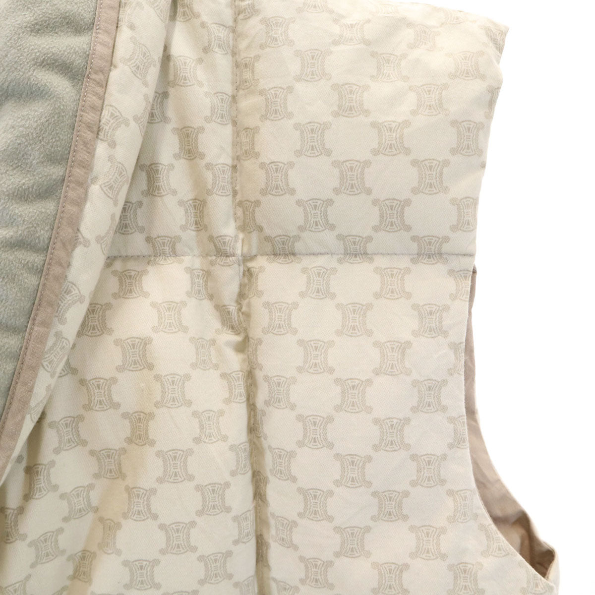 CELINE セリーヌ 西川ダウン 日本製 トリオンフ柄 ダウンベスト ベージュ メンズ