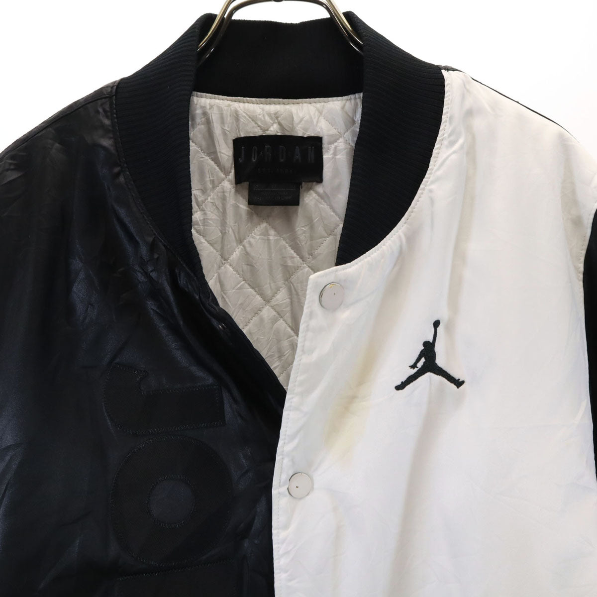 AIR JORDAN エアジョーダン レトロ11 中綿ジャケット M ブラック ブルゾン メンズ