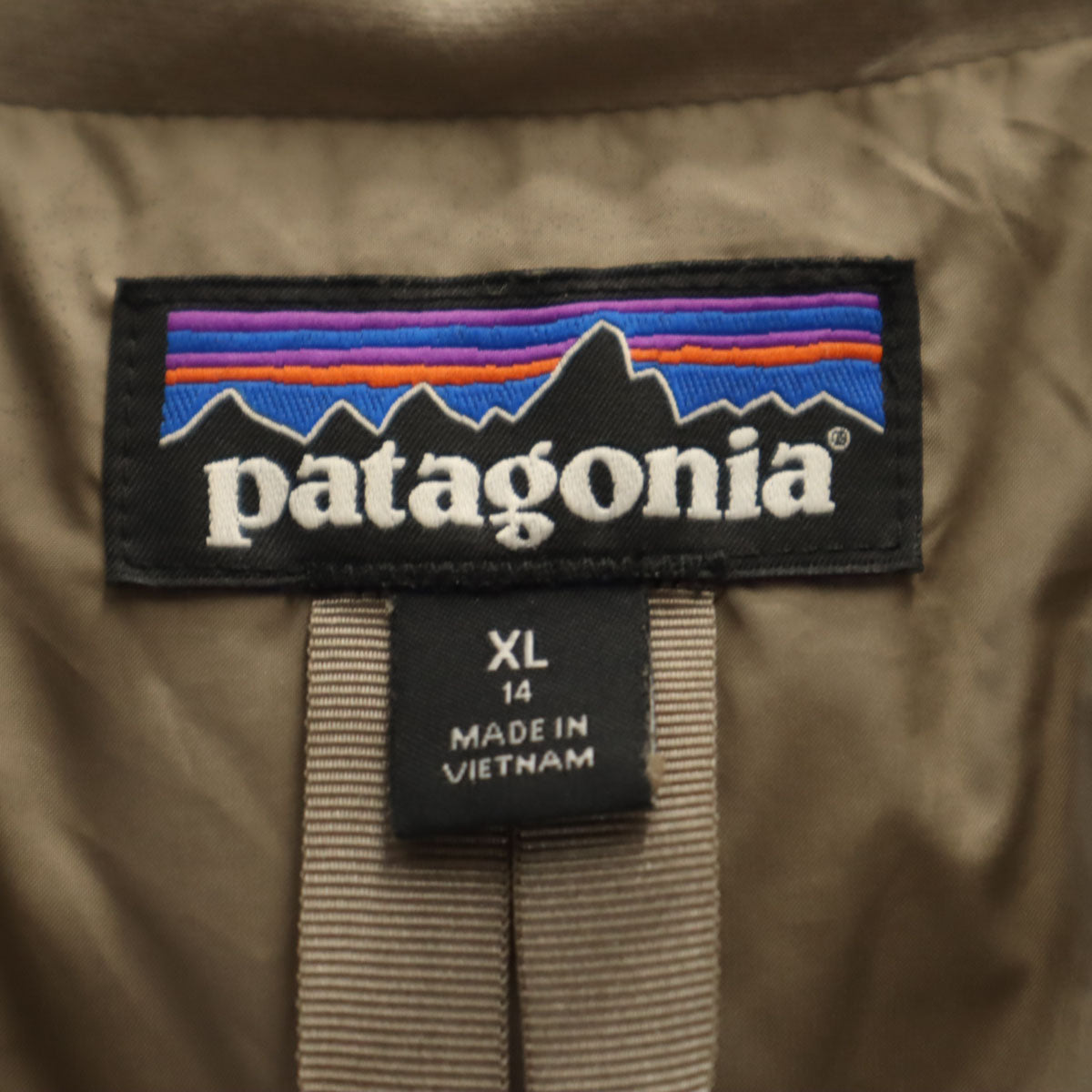 patagonia パタゴニア ボーイズ トレス スリーインワン ジャケット XL 14 アッシュブラウン 68025FA20 アウトドア ダウンライナー付き キッズ