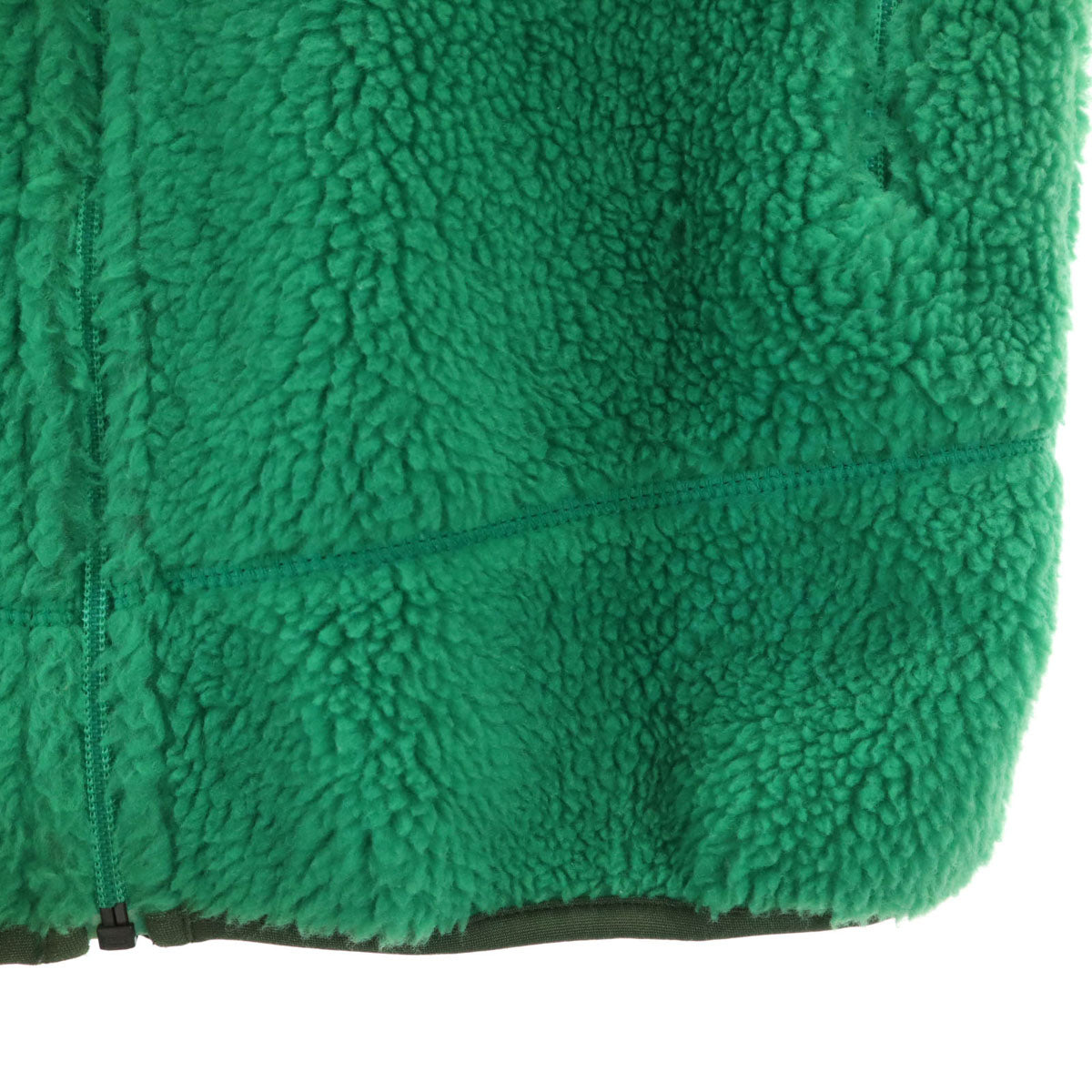 美品 patagonia パタゴニア レトロパイル フリースジャケット L グリーン アウトドア 65642F9 キッズ