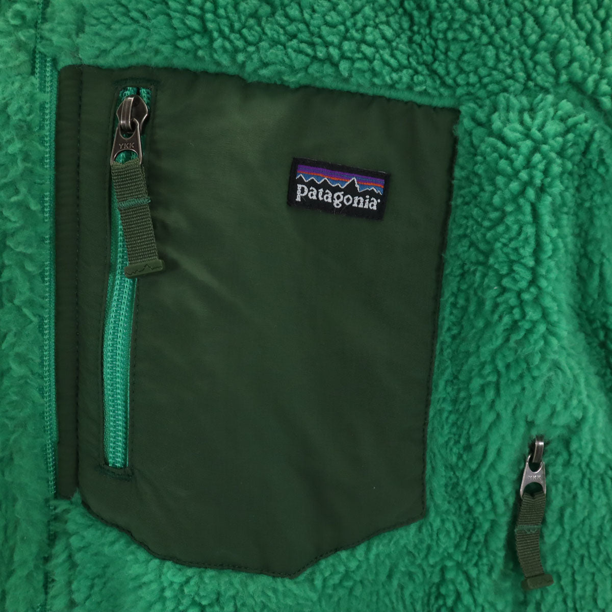 美品 patagonia パタゴニア レトロパイル フリースジャケット L グリーン アウトドア 65642F9 キッズ