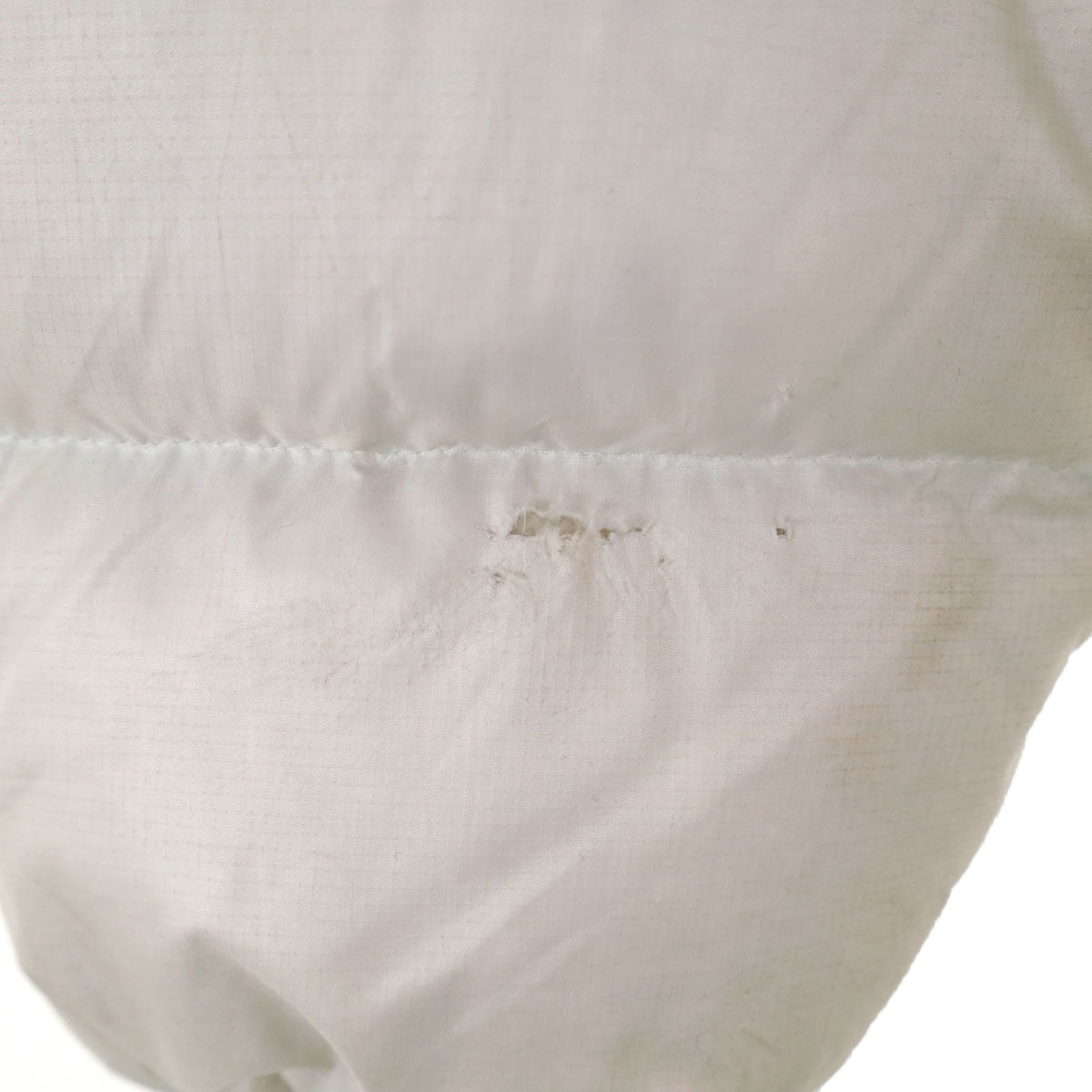 patagonia パタゴニア ダウンジャケット L 12 ホワイト 68212FA18 アウトドア ポケッタブル キッズ