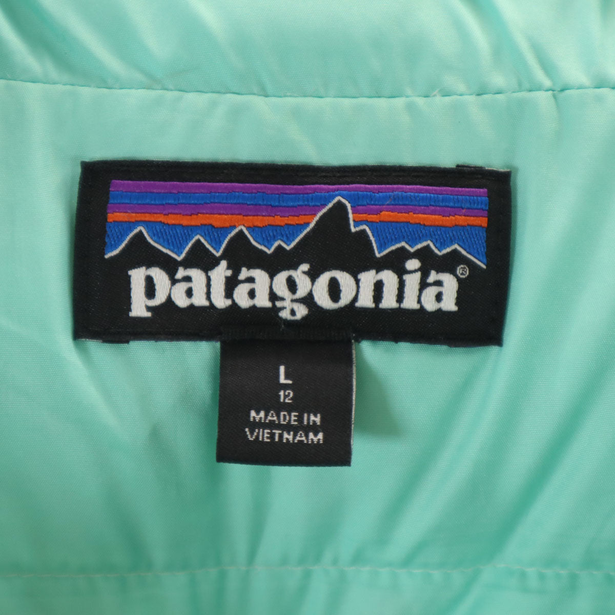 patagonia パタゴニア ダウンジャケット L 12 ホワイト 68212FA18 アウトドア ポケッタブル キッズ