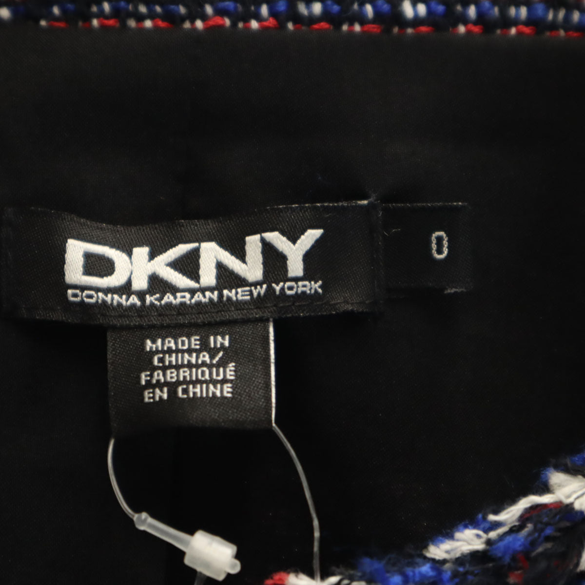 未使用 DKNY ディーケーエヌワ ダナキャランニューヨーク ツイード ノーカラージャケット 0 マルチ レディース