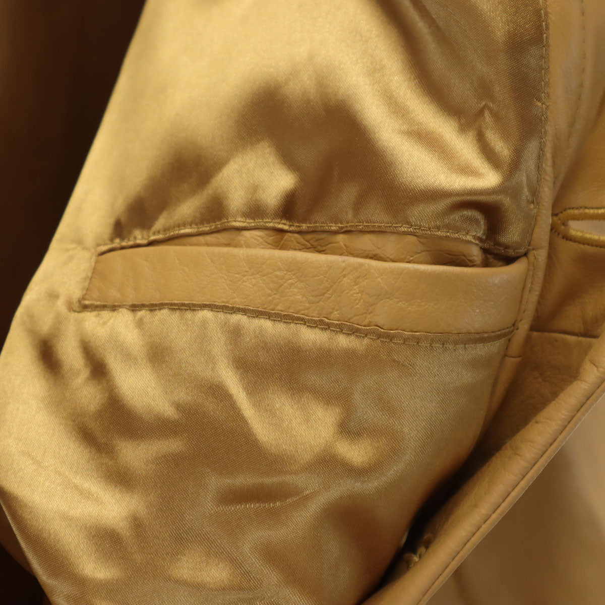 GIANNI VALENTINO ジャンニヴァレンティノ 牛革レザー トラッカー ジャケット S キャメル メンズ