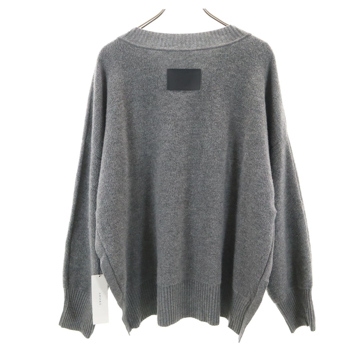 未使用 ADORE アドーア 日本製 長袖 Vネック セーター 38 グレー ニット レディース