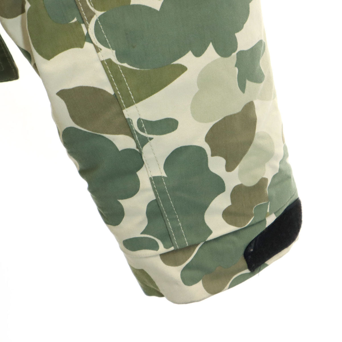 THE NORTH FACE ノースフェイス カモフラ柄 マクマード ダウンパーカー M ベージュ ND91310 アウトドア メンズ