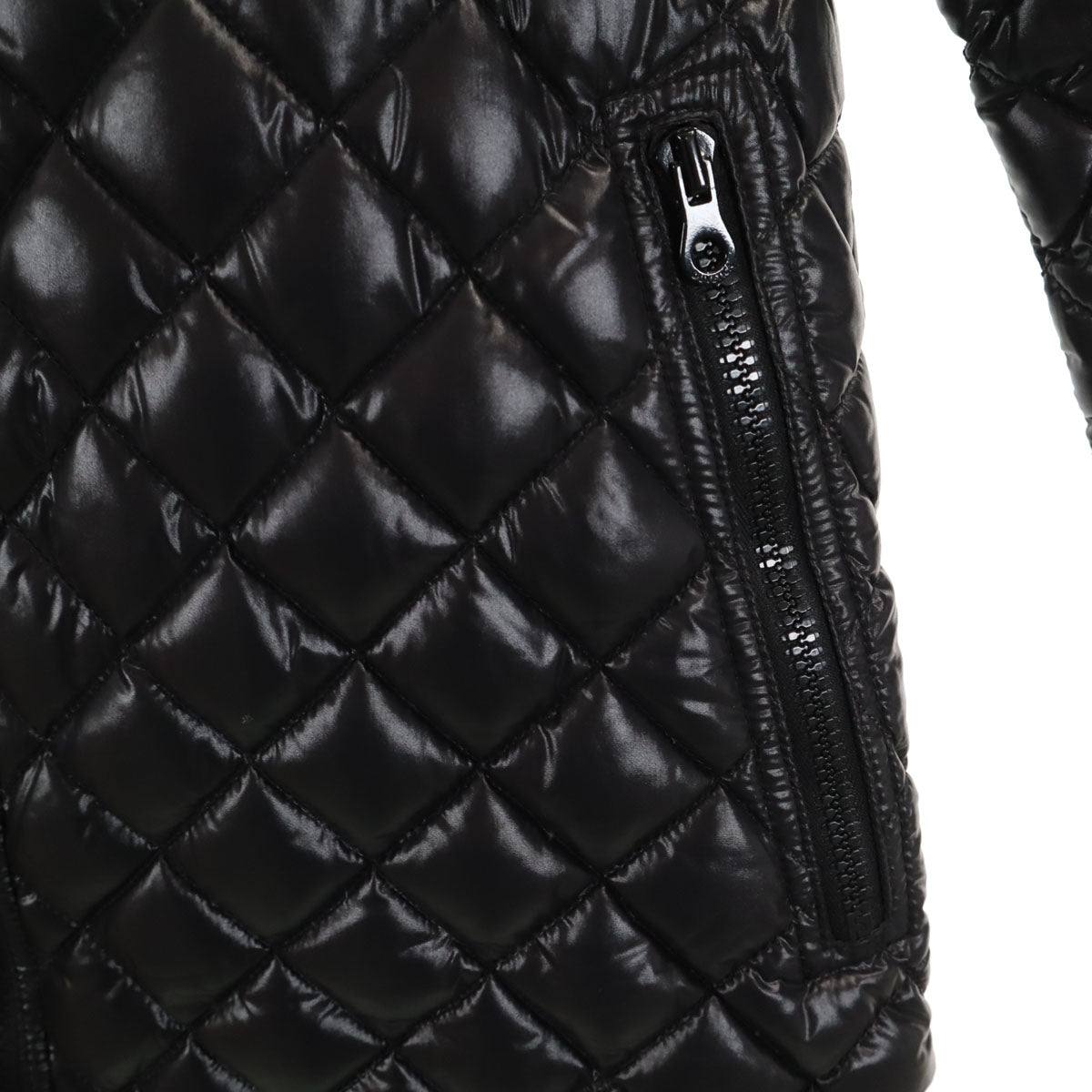 DUVETICA デュベティカ ブルガリア製 ダウンジャケット 40 ブラック系 レディース