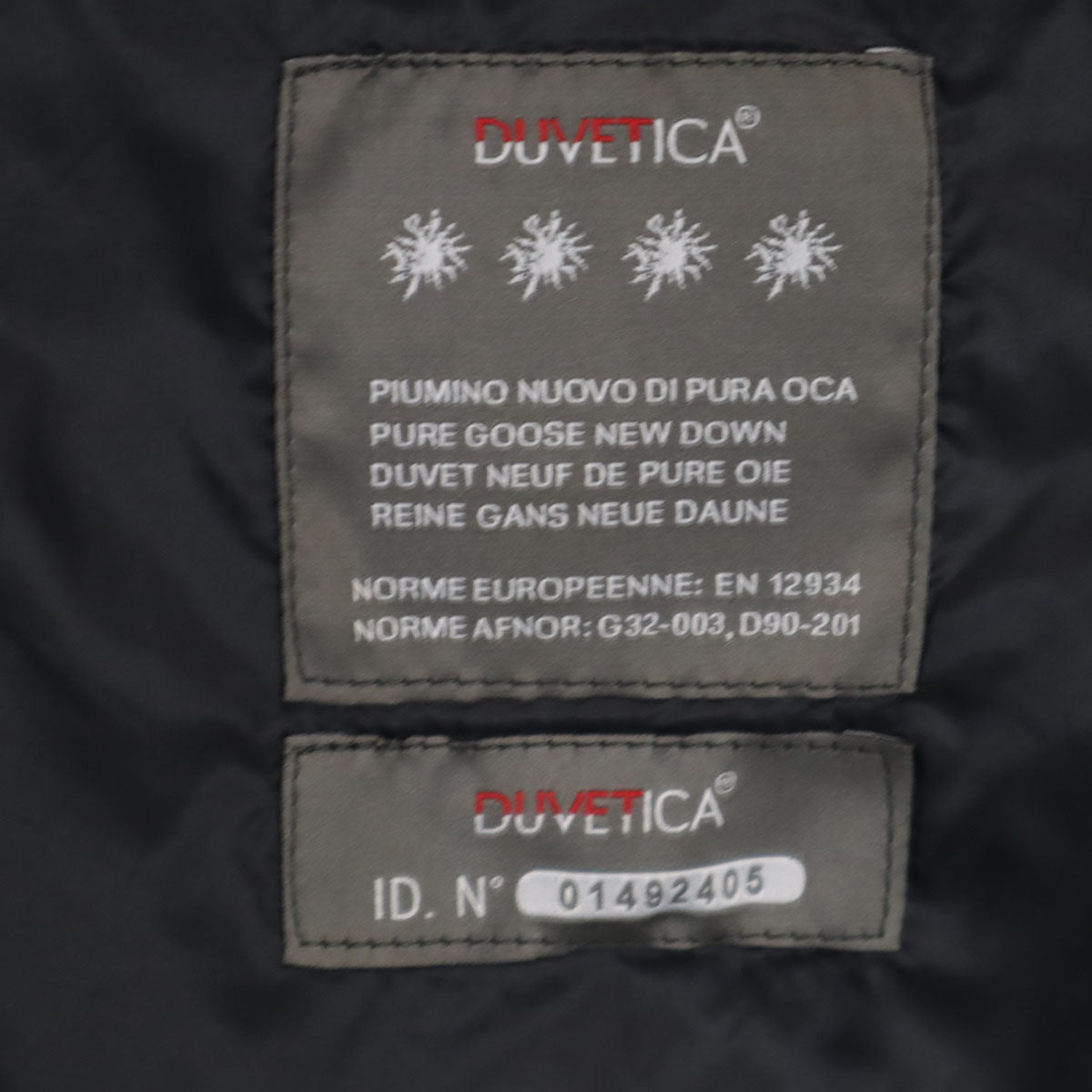 DUVETICA デュベティカ ブルガリア製 ダウンジャケット 40 ブラック系 レディース