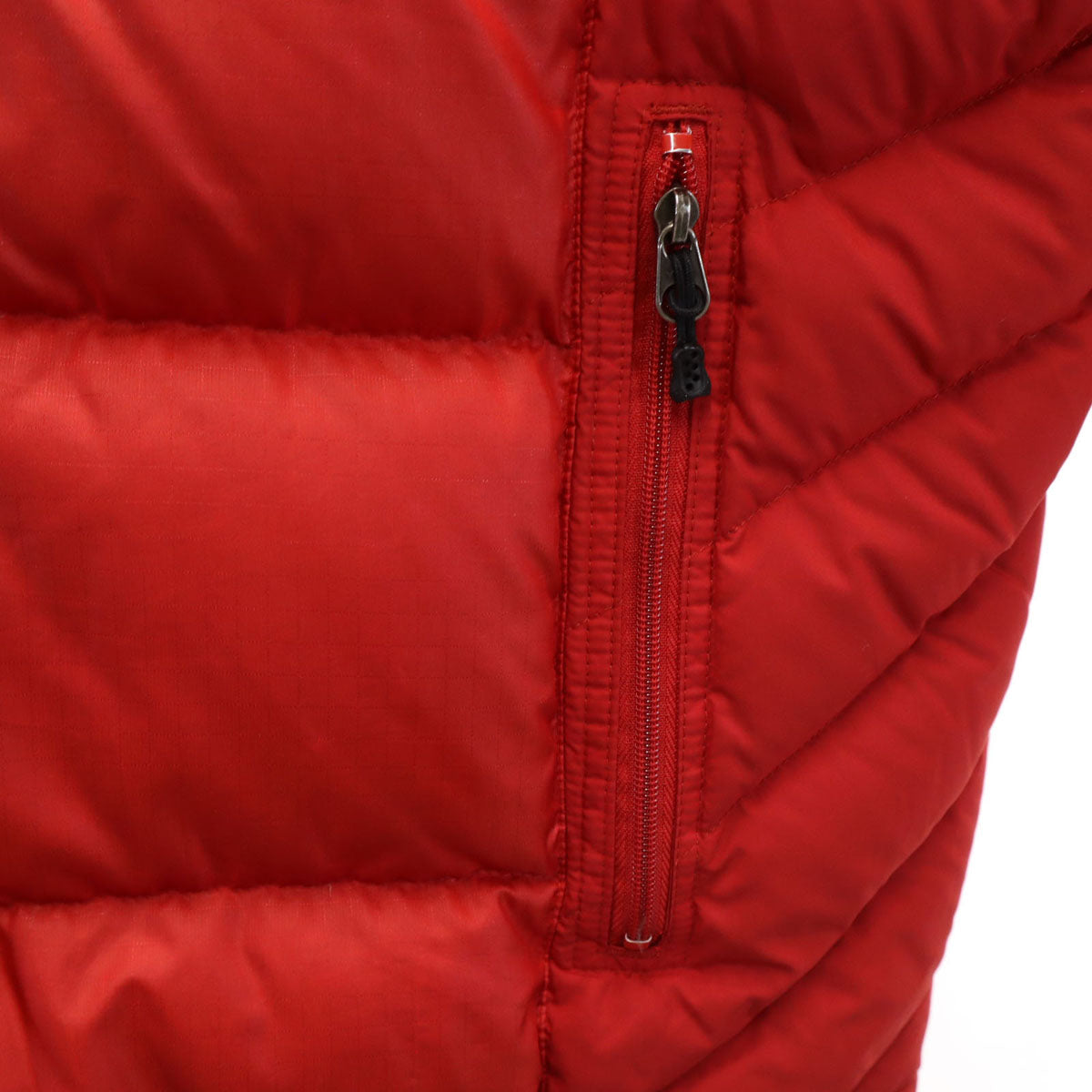 patagonia パタゴニア ダウンジャケット L レッド 84601F6 メンズ