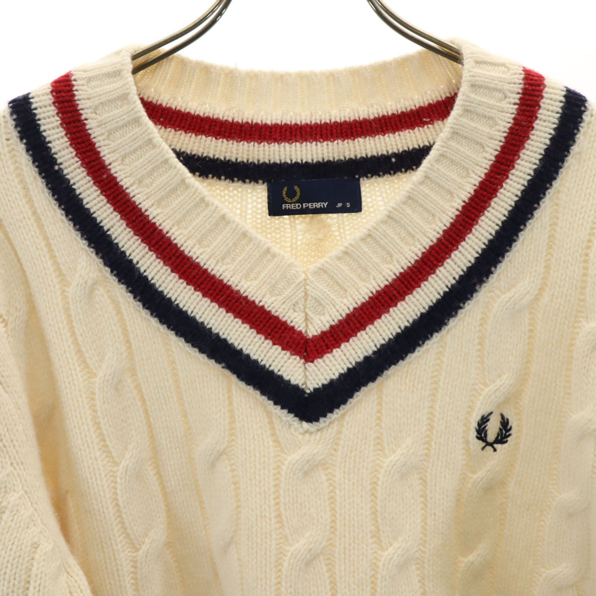 FRED PERRY フレッドペリー 長袖 Vネック セーター S アイボリー ケーブルニット メンズ