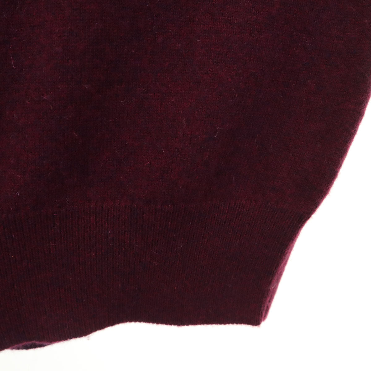 未使用 UNIQLO ユニクロ カシミヤ100％ 長袖 Vネック セーター M ボルドー ニット メンズ