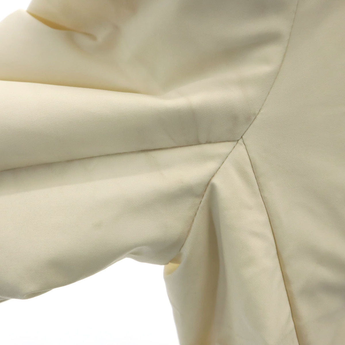 UNIQLO ユニクロ シームレス ダウンジャケット M クリーム レディース