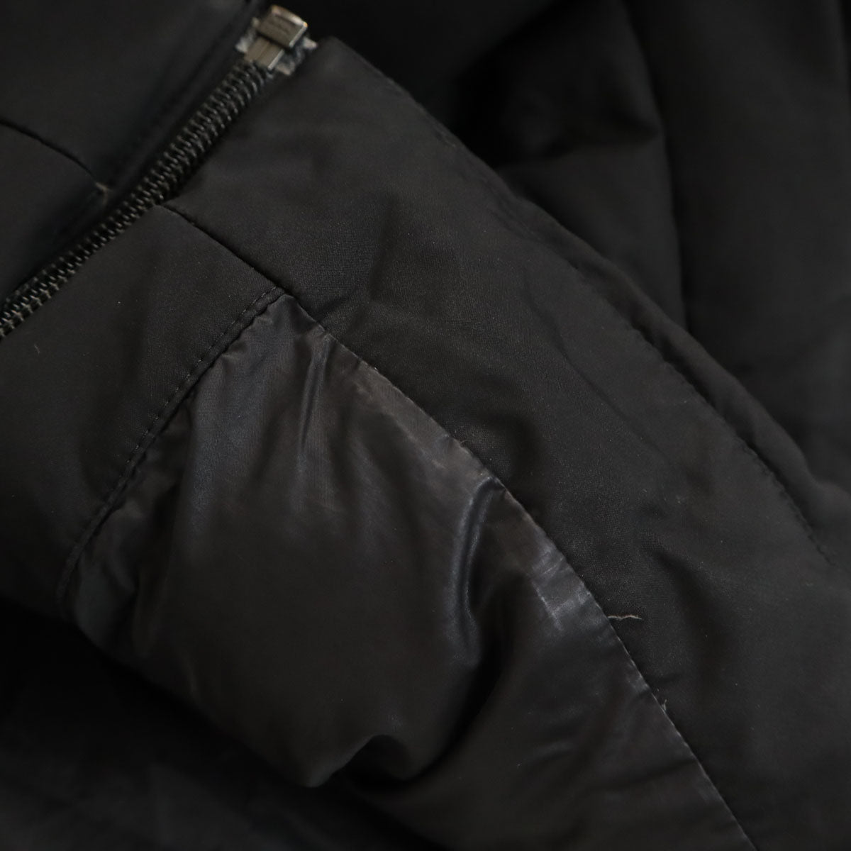 UNIQLO ユニクロ 長袖 シームレス ダウンパーカー XL ブラック メンズ