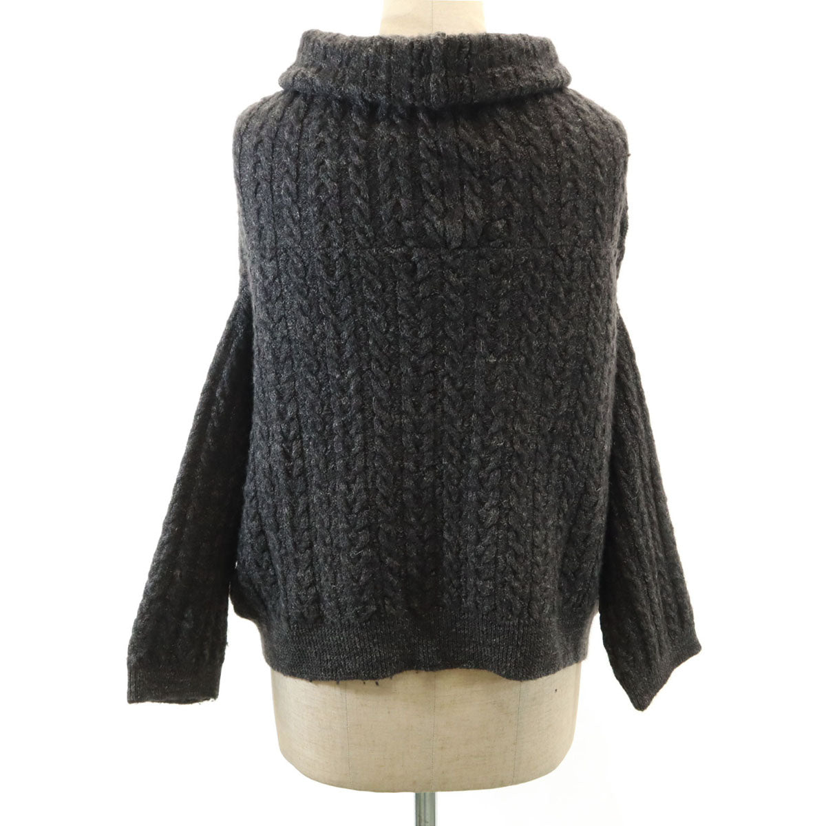 tumugu： ツムグ 日本製 リネンブレンド 5分袖 ショート丈 ケーブル ニット F チャコールグレー セーター レディース