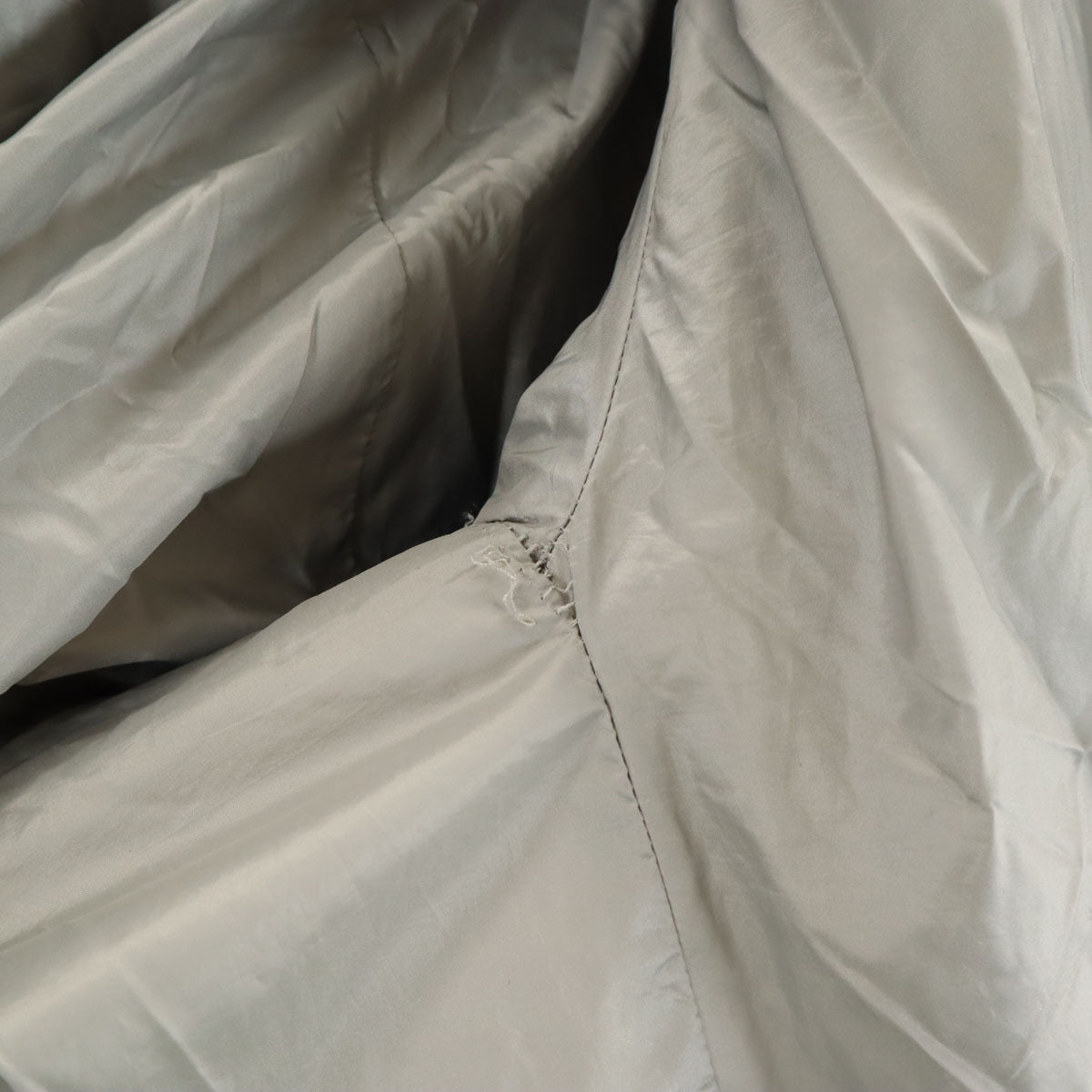 UNIQLO ユニクロ シームレス ダウンパーカー L グレー メンズ