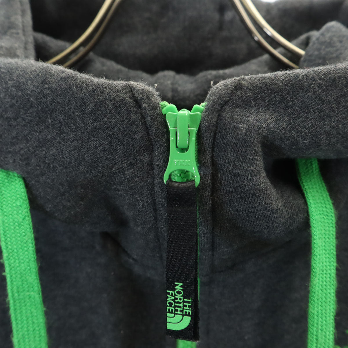 THE NORTH FACE ザノースフェイス 長袖 ジップパーカー L グレー アウトドア NT11530 メンズ