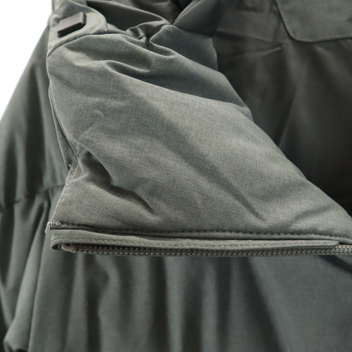 UNIQLO ユニクロ シームレス ダウンパーカー L グレー 3Dカット メンズ