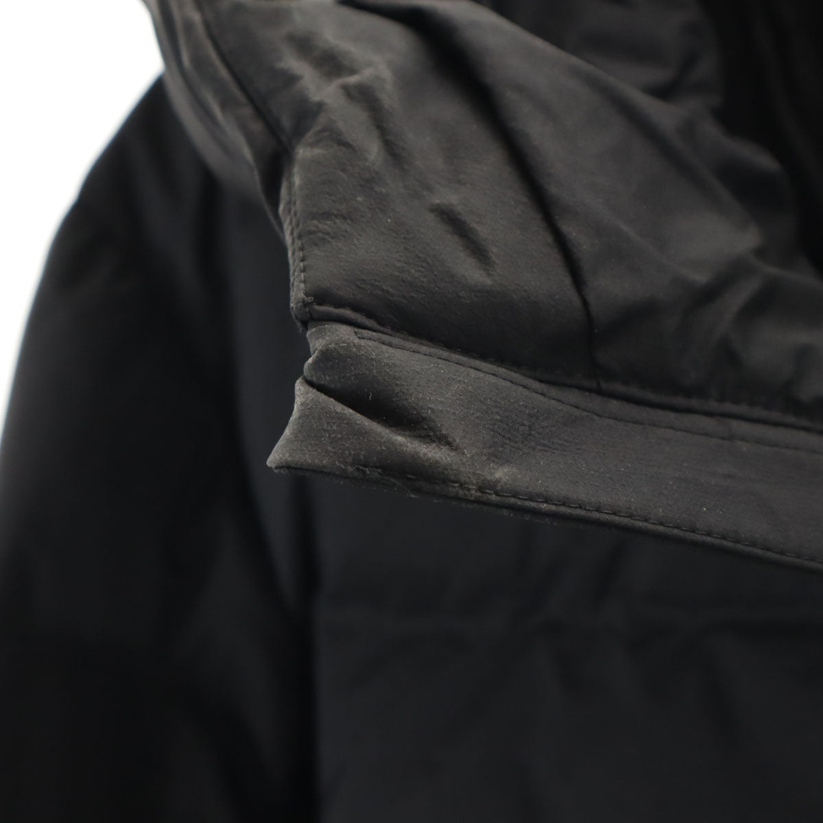 UNIQLO ユニクロ シームレス ダウンパーカー M ブラック メンズ