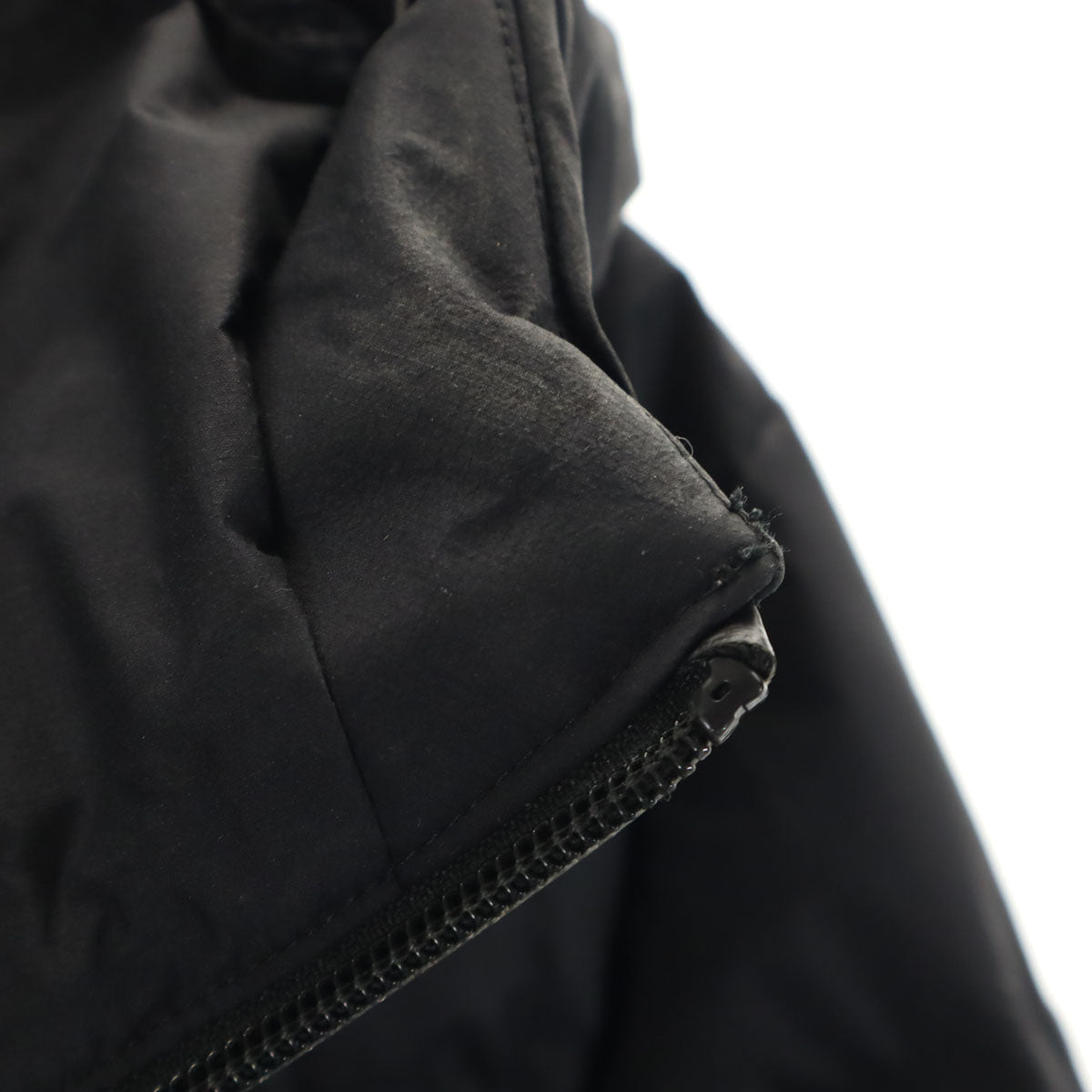 UNIQLO ユニクロ シームレス ダウンパーカー M ブラック メンズ