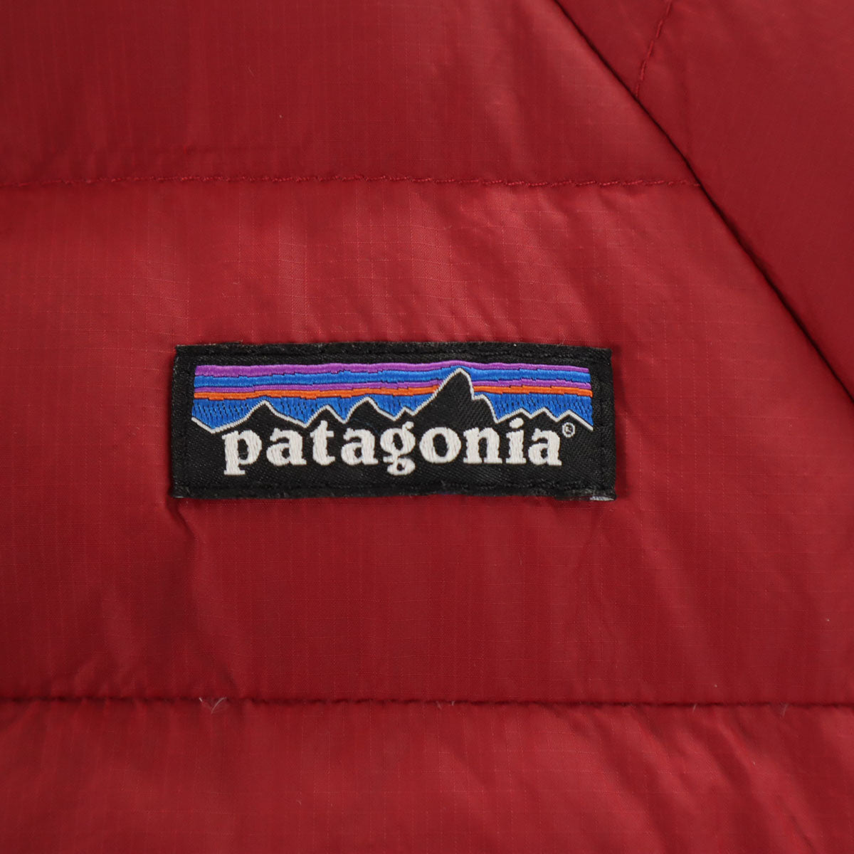 patagonia パタゴニア ダウンジャケット L 12 レッド 68625FA22 アウトドア ポケッタブル キッズ