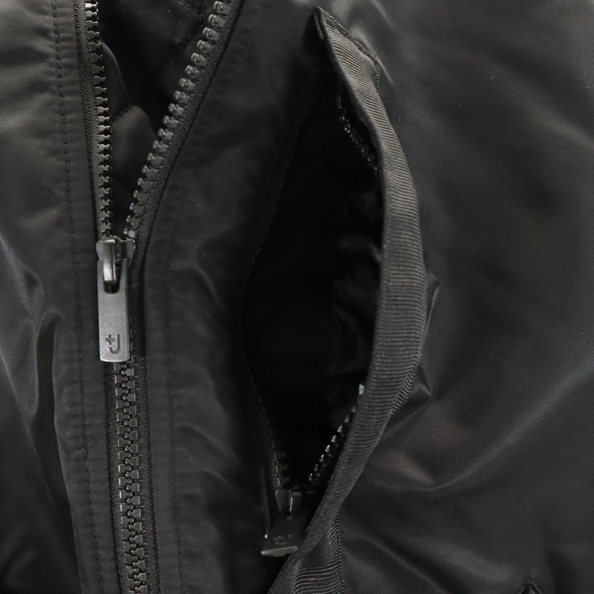 UNIQLO +J ユニクロ プラスジェイ MA-1 ハイブリッド オーバーサイズ ダウンジャケット M ブラック メンズ