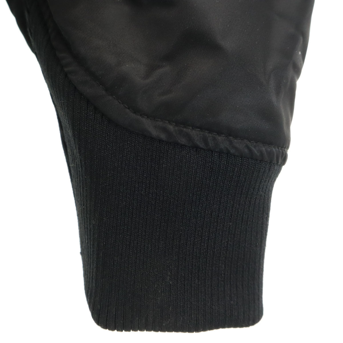 UNIQLO +J ユニクロ プラスジェイ MA-1 ハイブリッド オーバーサイズ ダウンジャケット M ブラック メンズ