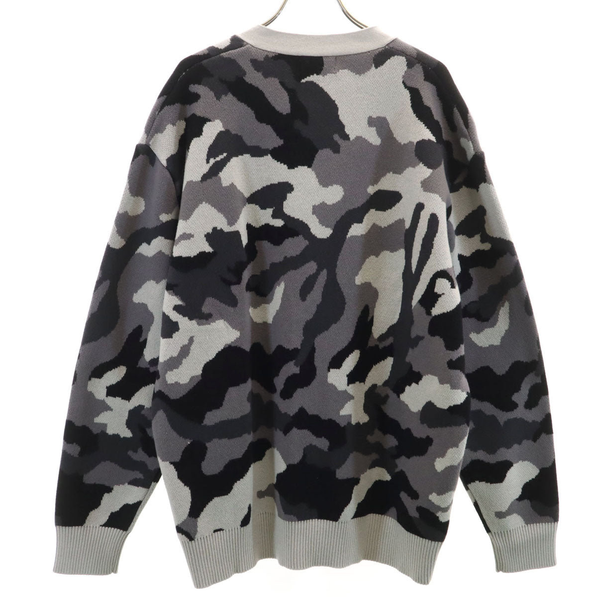 未使用 atmos アトモス カモフラ柄 長袖 Vネック ニットカーディガン L グレー 迷彩 メンズ