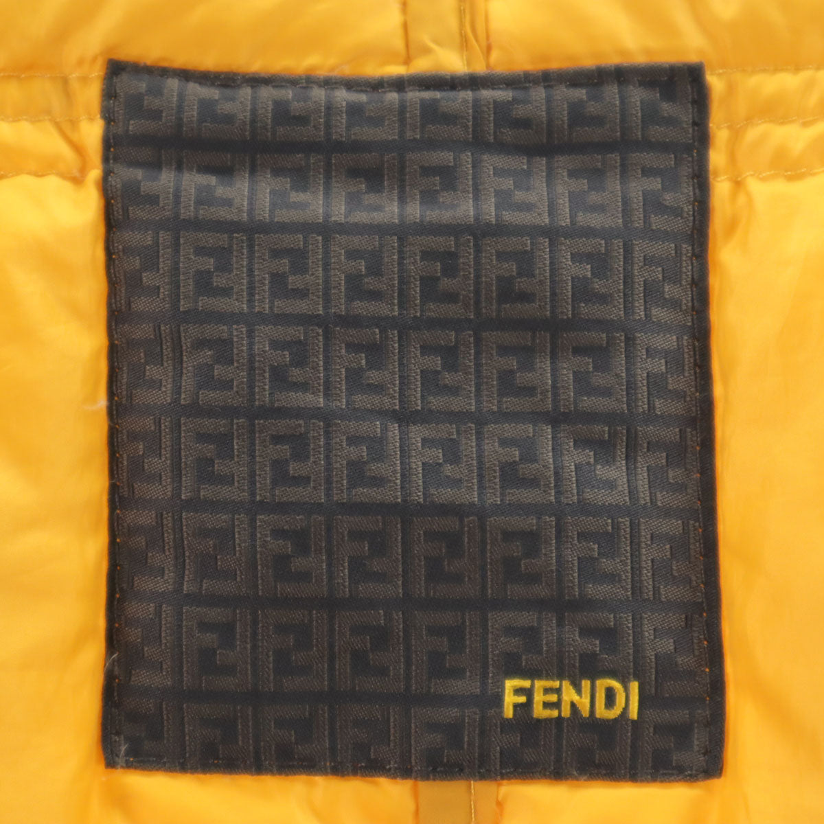 FENDI フェンディ ダウンジャケット 48 マスタード メンズ