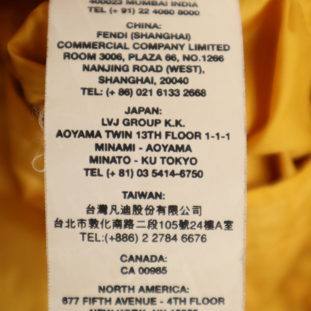 FENDI フェンディ ダウンジャケット 48 マスタード メンズ