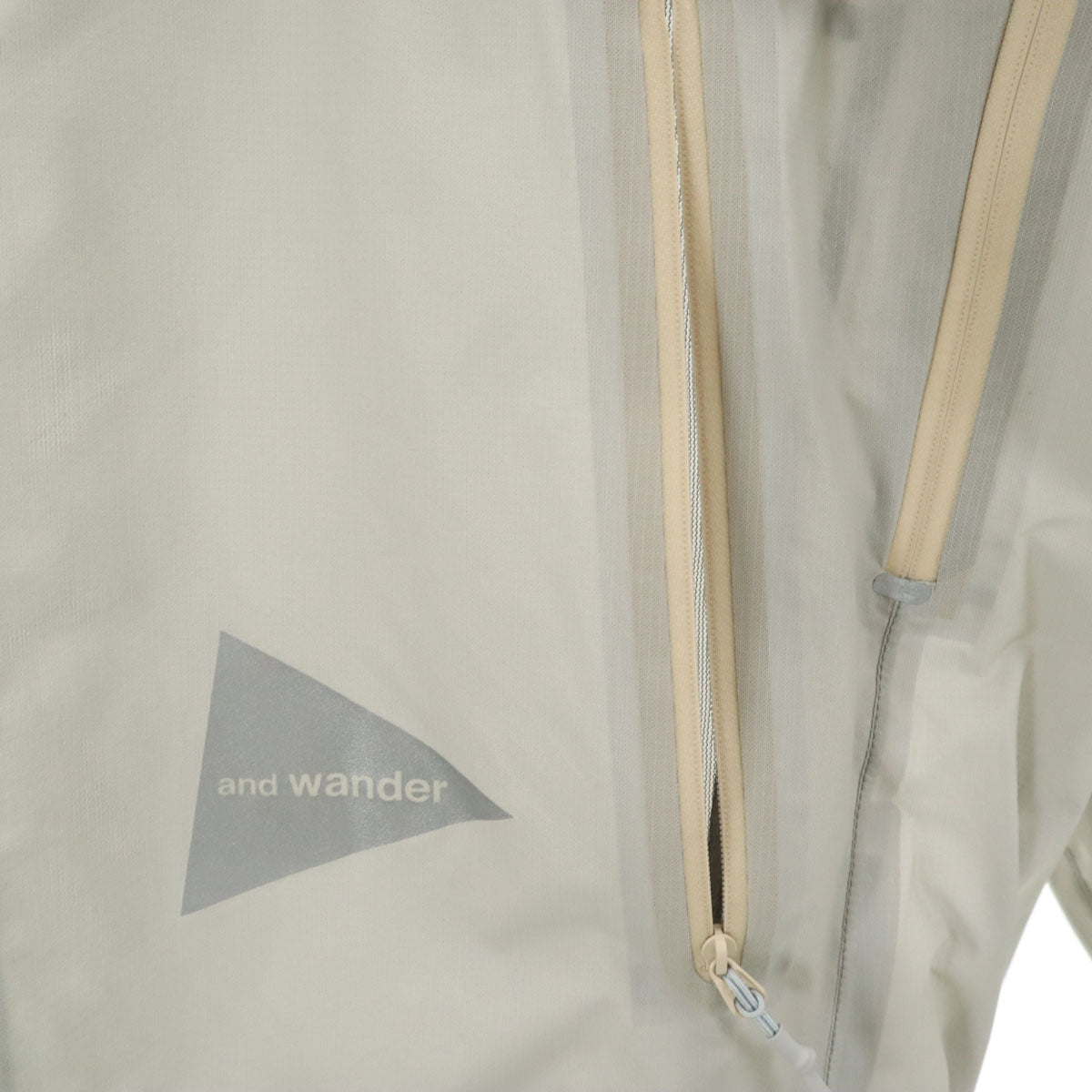 and wander アンドワンダー レインジャケット XL グレー 収納袋付き メンズ