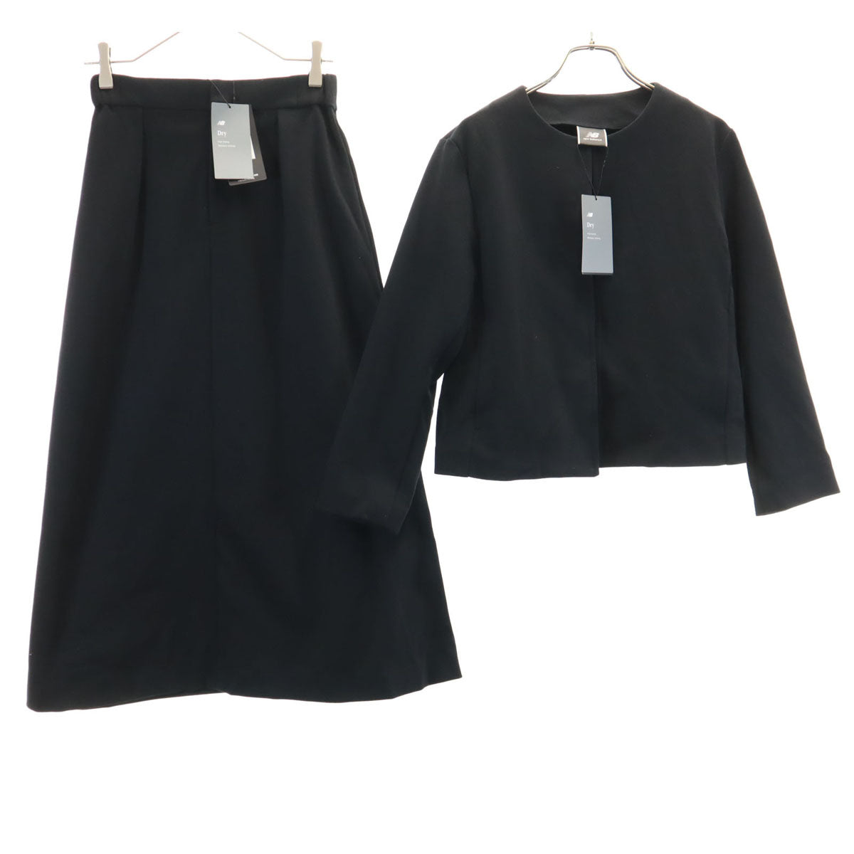 未使用 NEW BALANCE ニューバランス スカートスーツ 上下 セットアップ S ブラック タグ付き未使用 レディース