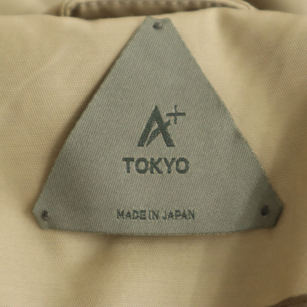 A+ TOKYO エープラストウキョウ 日本製 ダブルブレスト コート 2 ベージュ メンズ
