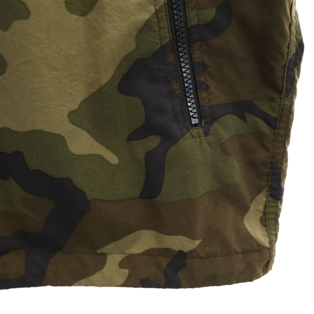 THE NORTH FACE ノースフェイス カモフラ柄 ノベルティコンパクト ジャケット L カーキ NP71535 アウトドア 迷彩 メンズ