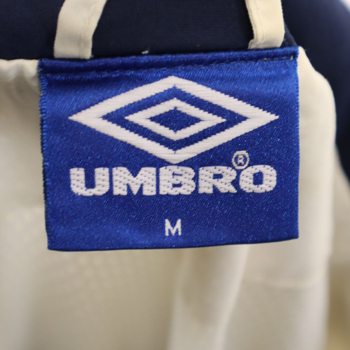 umbro アンブロ 90s オールド ウインドブレーカー M ホワイト ジャケット 裏メッシュ メンズ