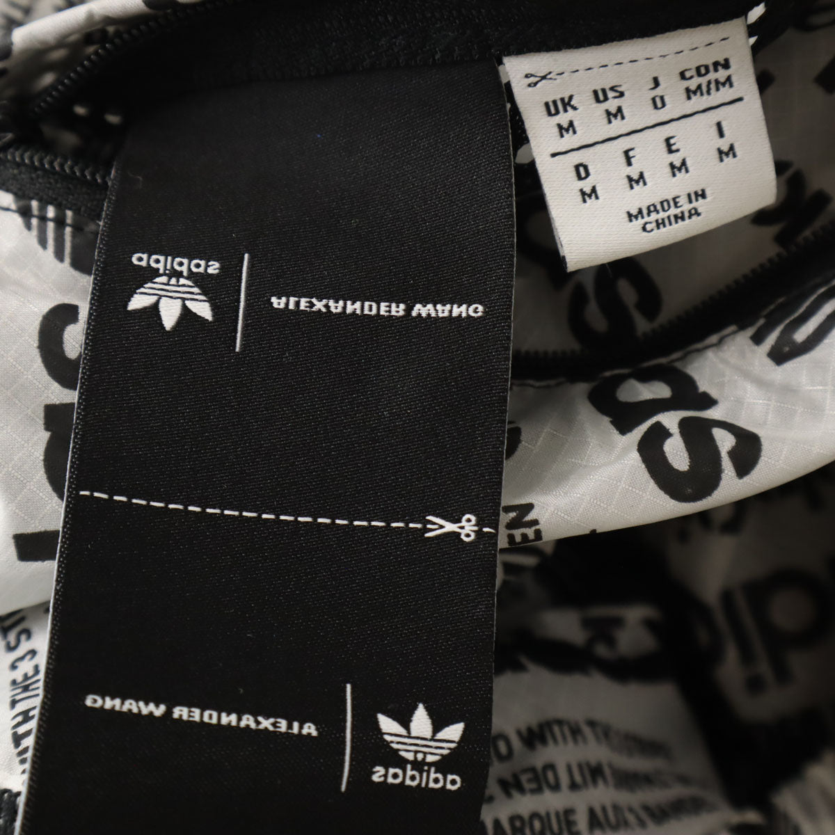 adidas Originals アディダスオリジナルス alexander wang アレキサンダーワン コラボ トレフォイルロゴ リバーシブル ハーフジップ ウインドブレーカー O ブラック メンズ