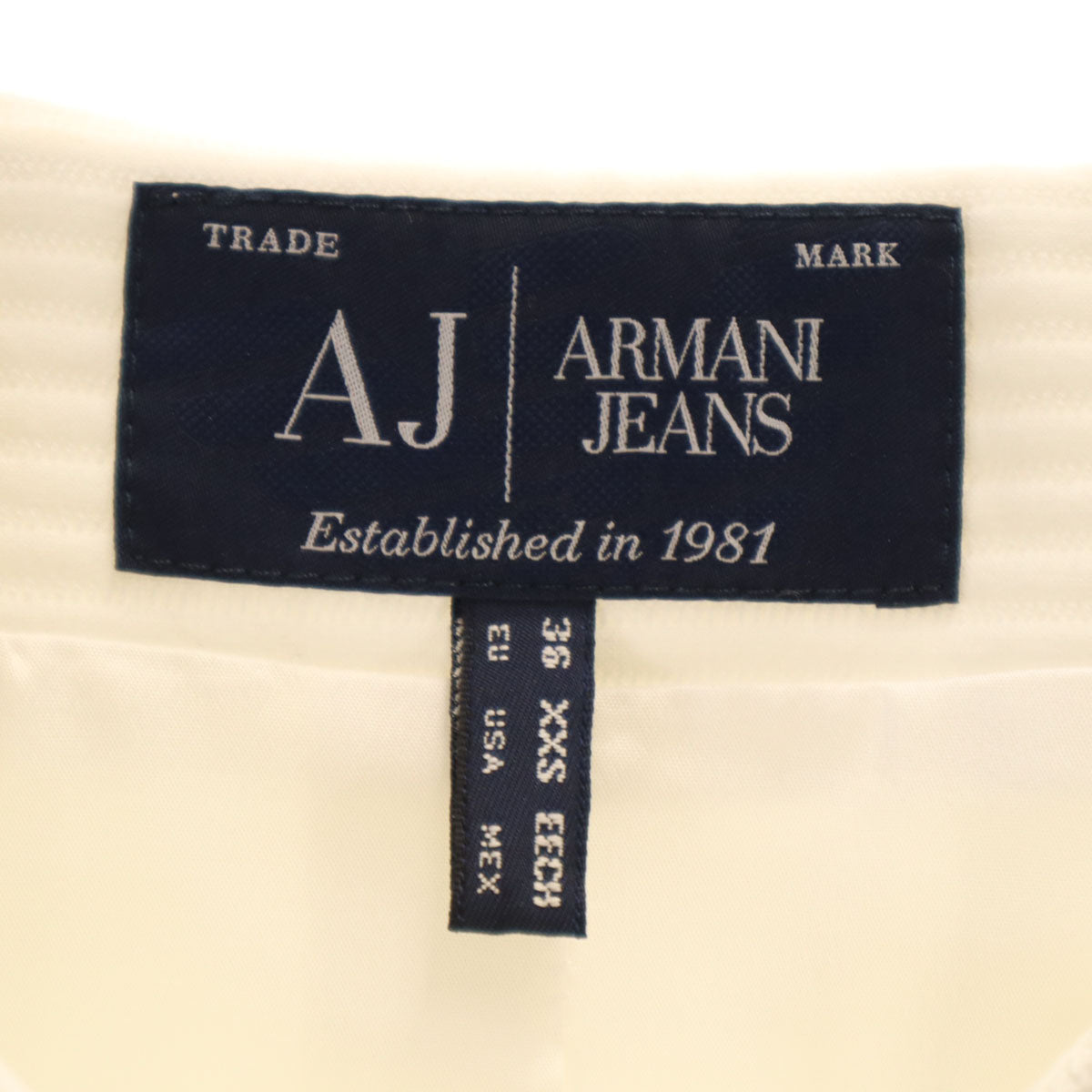 ARMANI JEANS アルマーニジーンズ ノーカラージャケット 36 アイボリー レディース