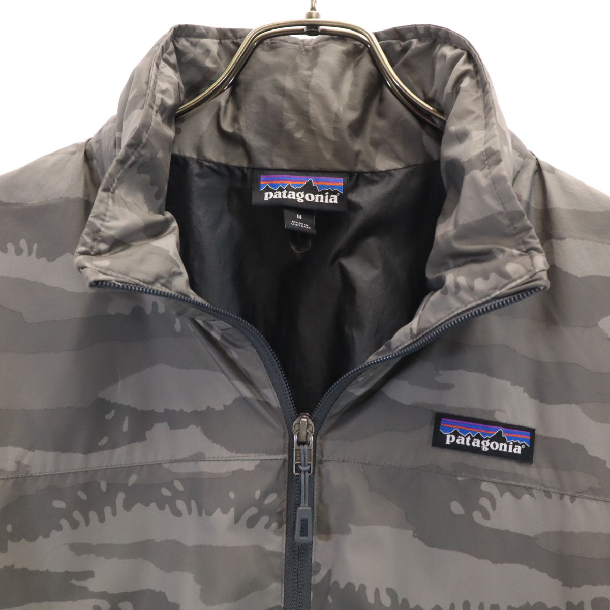 patagonia パタゴニア カモフラ柄 ウインドブレーカー M パープル 27237SP18 アウトドア 迷彩 ポケッタブル ジャケット メンズ