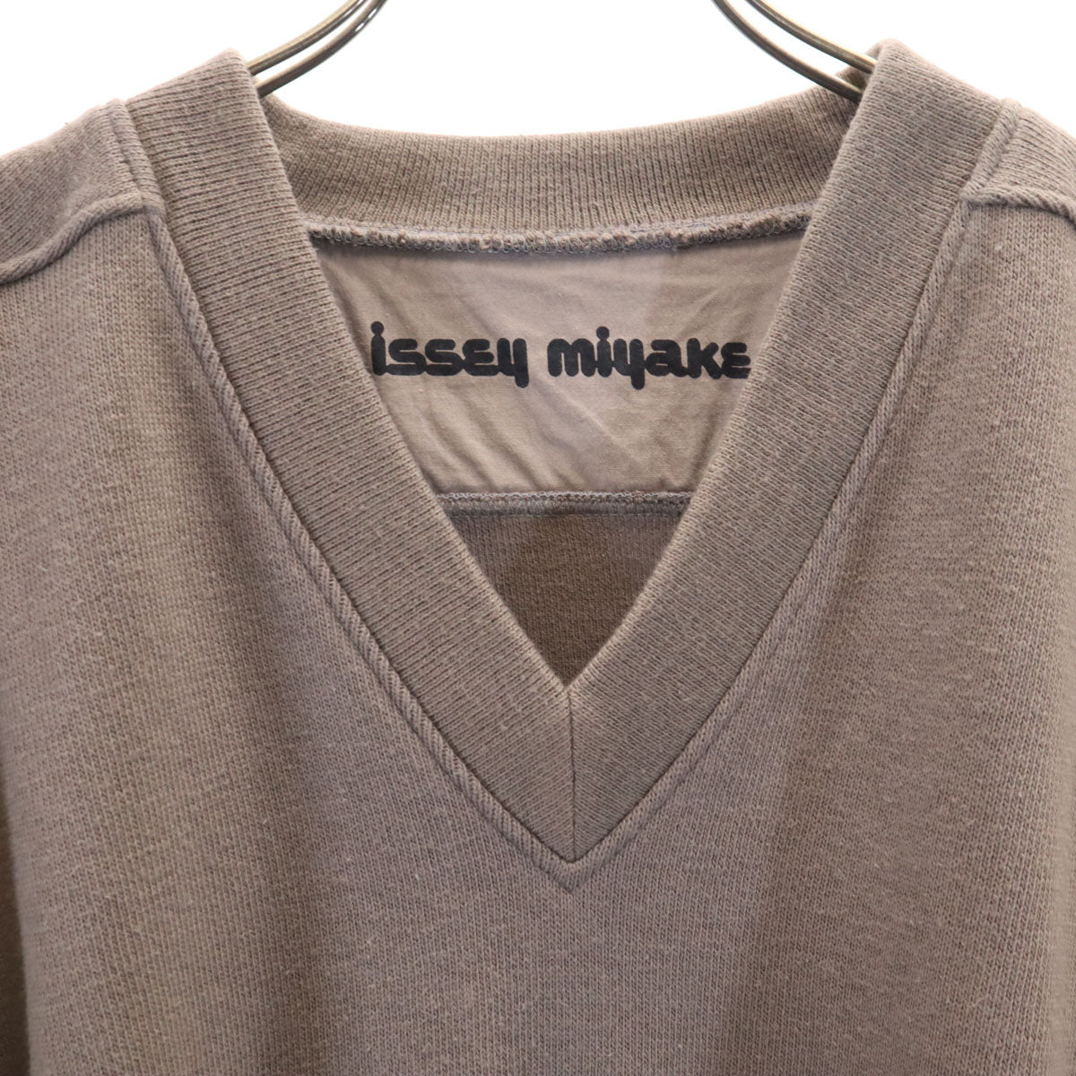 ISSEY MIYAKE イッセイミヤケ 70s 80s 日本製 ヴィンテージ 長袖 Vネック ニット 9 グレーブラウン セーター レディース