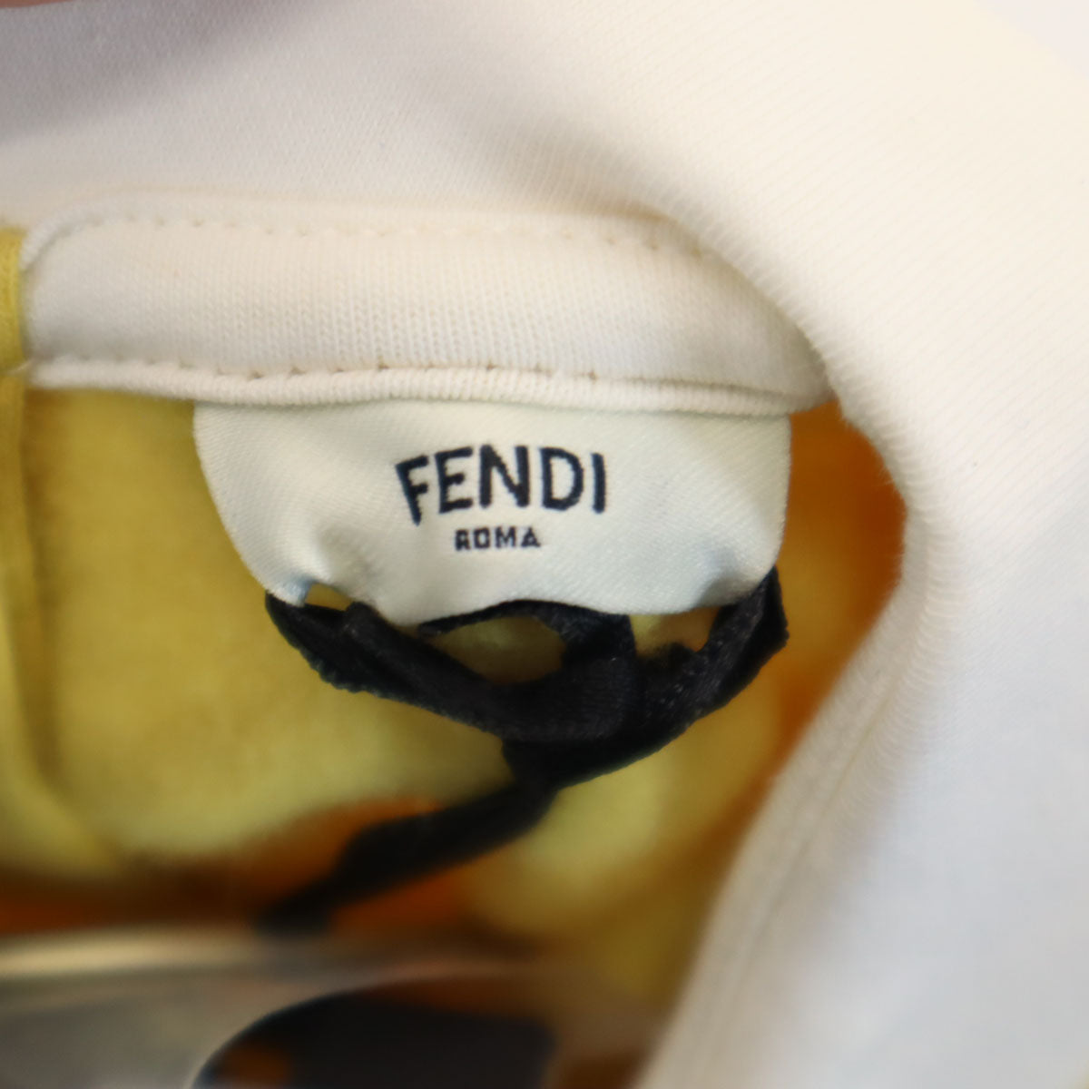 美品 FENDI フェンディ ポルトガル製 長袖 3点セット ロンパース ウェア 9M イエロー スタイ ビブ 箱付き キッズ