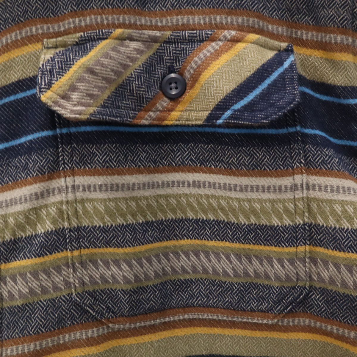 美品 patagonia パタゴニア ボーダー柄 長袖 フィヨルド ネルシャツ L マルチ 53947FA18 アウトドア メンズ