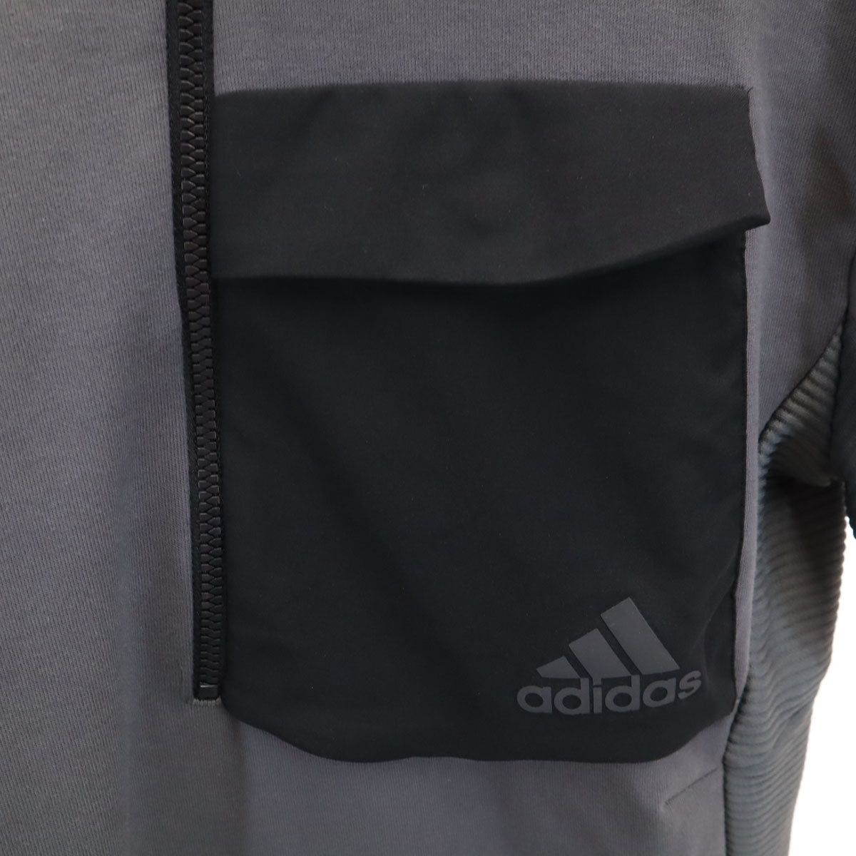 未使用 adidas アディダス トレーニング 長袖 ハーフジップ パーカー XS グレー プルオーバー メンズ