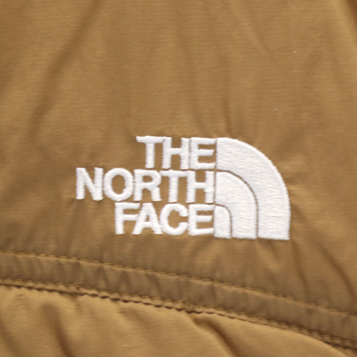 THE NORTH FACE ノースフェイス メドウ ウォーム ベスト M ブラウン NY32230 アウトドア 中綿 メンズ