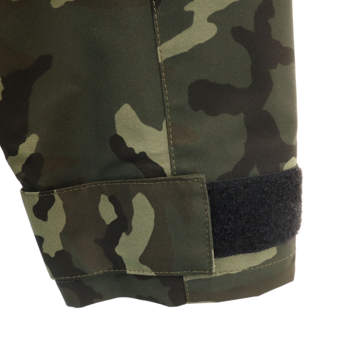 AKM エイケイエム 日本製 迷彩柄 カモフラ マウンテンパーカー L カーキ メンズ