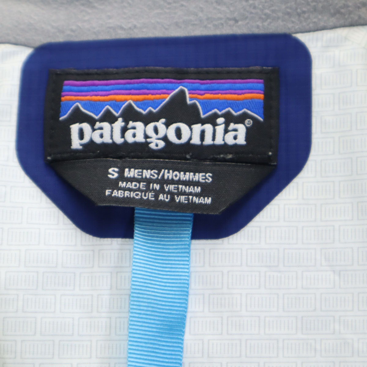 patagonia パタゴニア マウンテンパーカー S ネイビー ナイロン アウトドア 83960FA15 メンズ