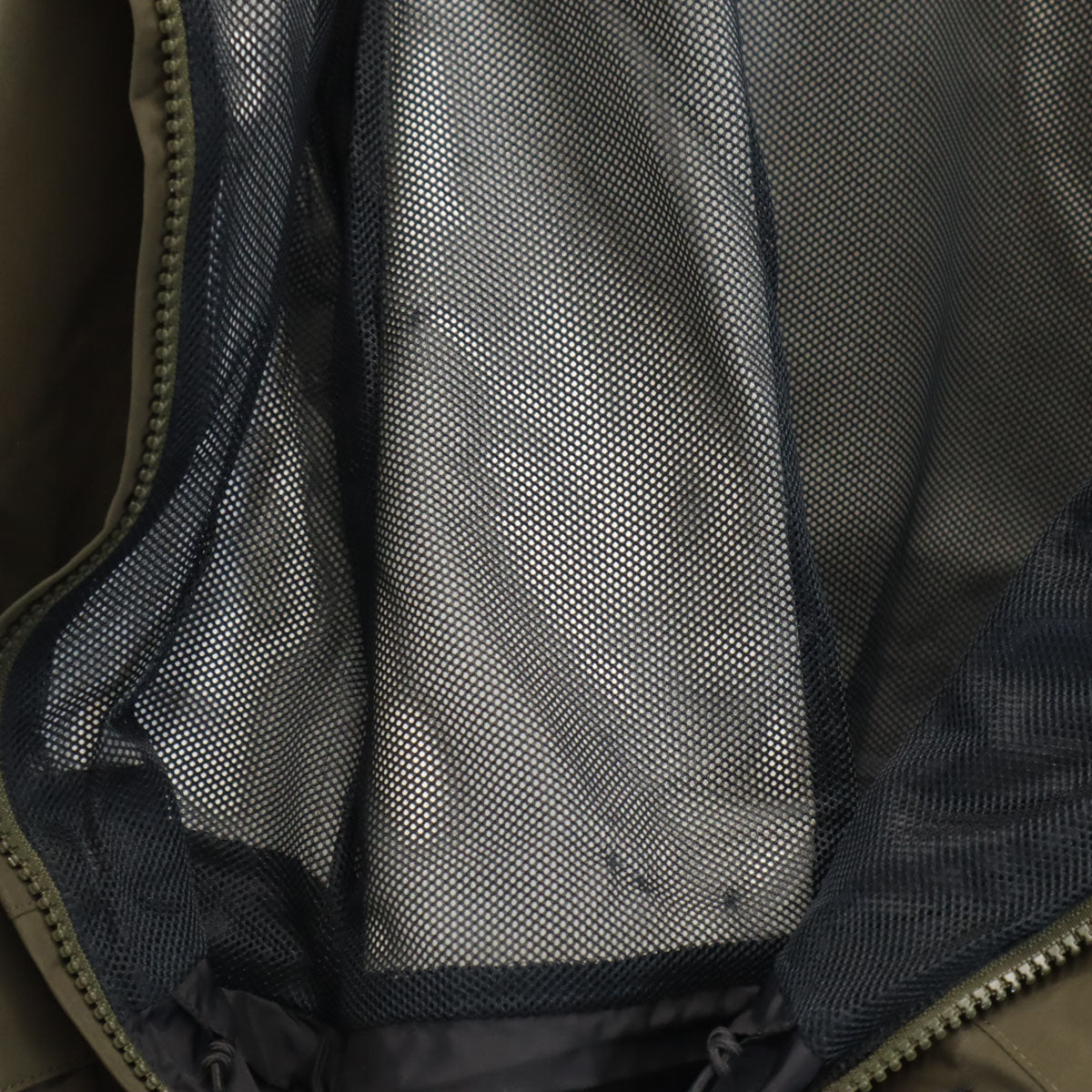 Marmot Mountain Limited マーモットマウンテンリミテッド マウンテンパーカー M カーキ デサント アウトドア 裏メッシュ メンズ