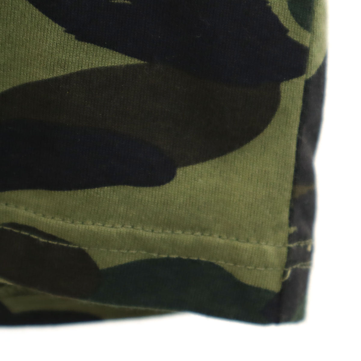 A BATHING APE アベイシングエイプ カモフラ柄 タイガー 半袖 Tシャツ S カーキ 迷彩 メンズ