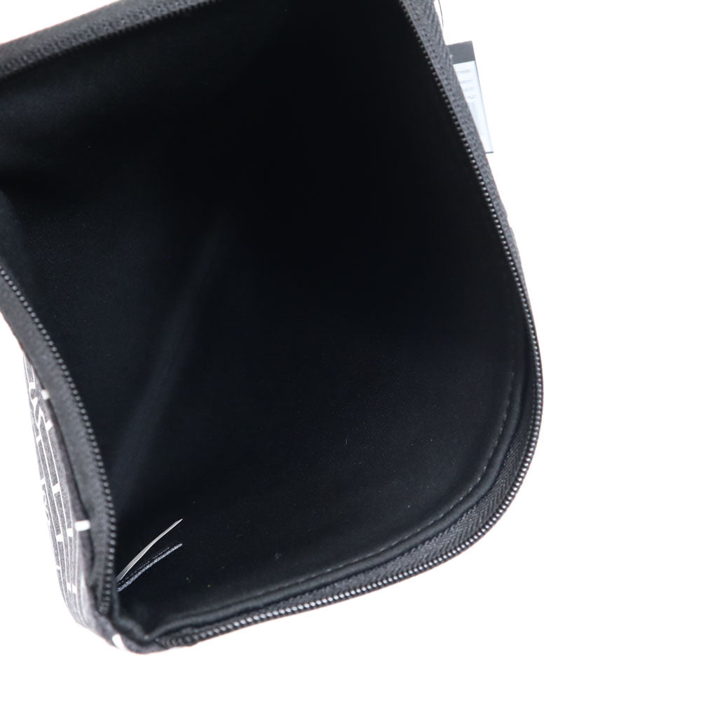 MARC BY MARC JACOBS マークバイマークジェイコブス 未使用 総柄 タブレットケース  ブラック系 タグ付き レディース